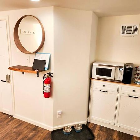 Charming Guest Suite Near Denver Colorado エングルウッド エクステリア 写真