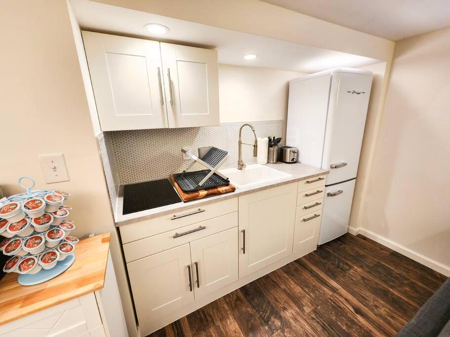 Charming Guest Suite Near Denver Colorado エングルウッド エクステリア 写真