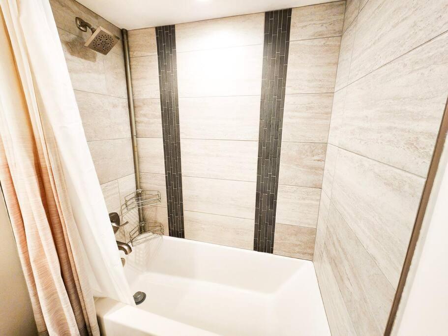 Charming Guest Suite Near Denver Colorado エングルウッド エクステリア 写真