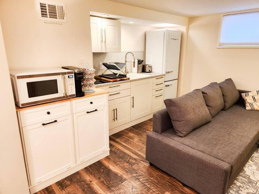 Charming Guest Suite Near Denver Colorado エングルウッド エクステリア 写真